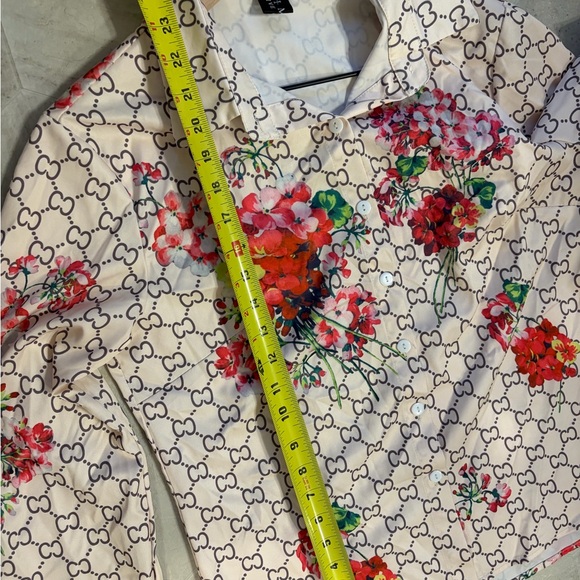 Floral Print Women's Button Down Shirt - Picture 5 of 5
